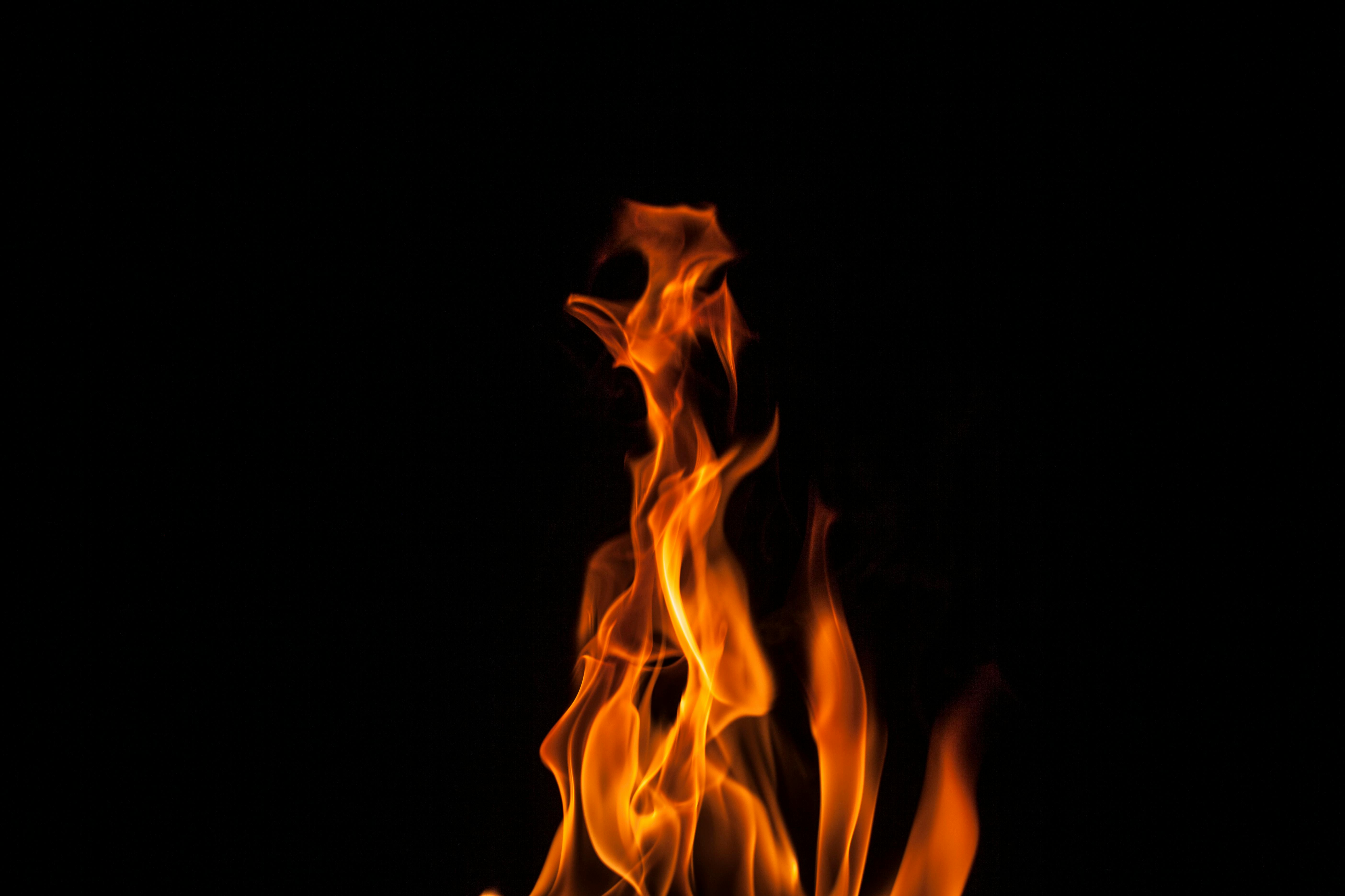 FR vs. Regular Clear Vinyl: When Do You Need Flame-Retardant Protection?