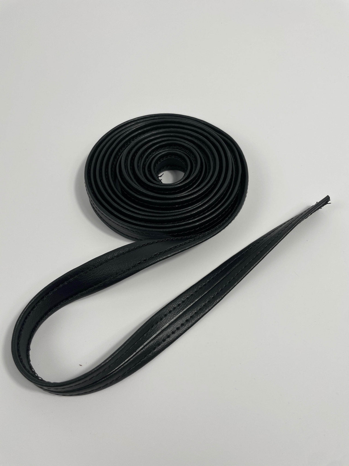 Hidem Marine Vinyl Hidem Gimp - Flexa Upholstery Trim